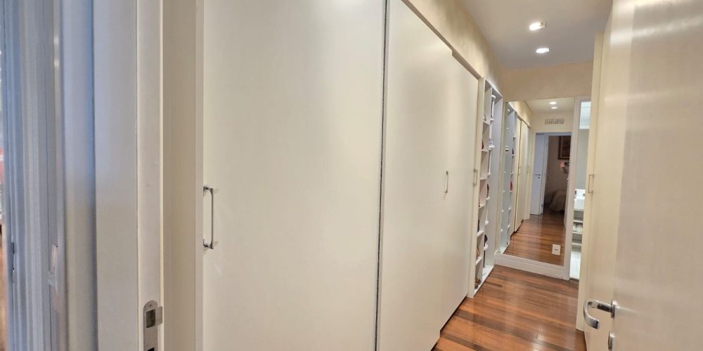 9f8b88b7-525d-463b-aa52-58e0567f8485