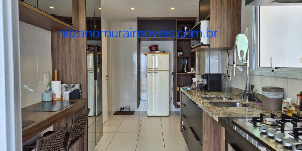 b68608e2-c0b9-4deb-99e3-30a882148ca7