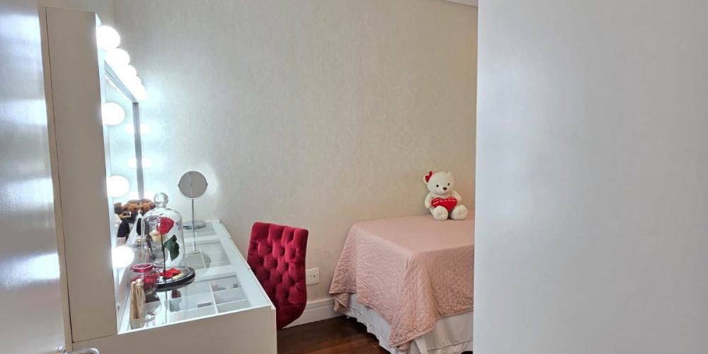 d5cd07a1-d4c8-454a-8e2a-b039d94092d5