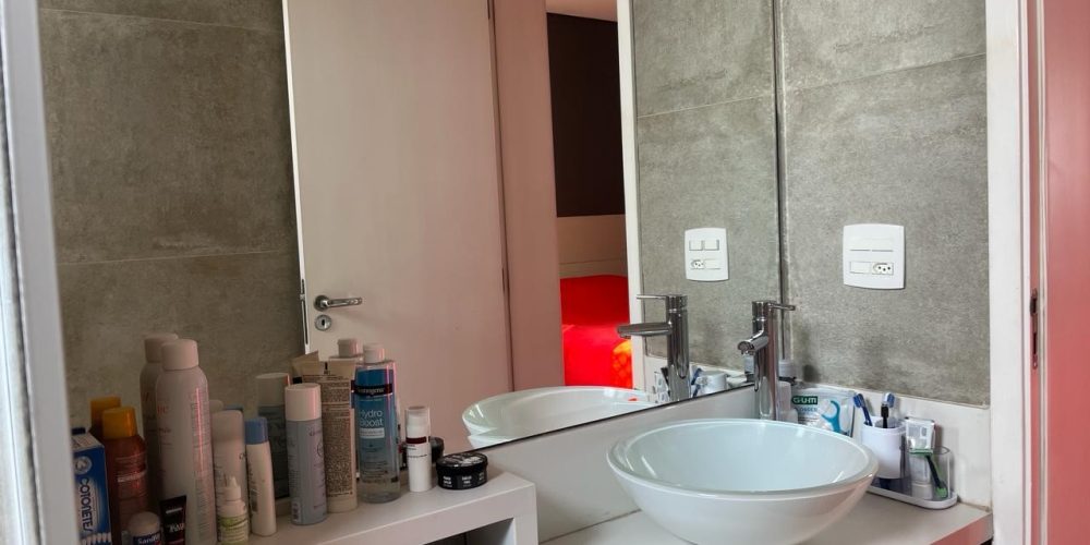 d5f1a839-68a7-4e12-a521-00130341c406