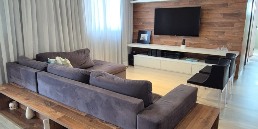 ded285ca-3a6c-4e44-9e65-ae21d93905f1