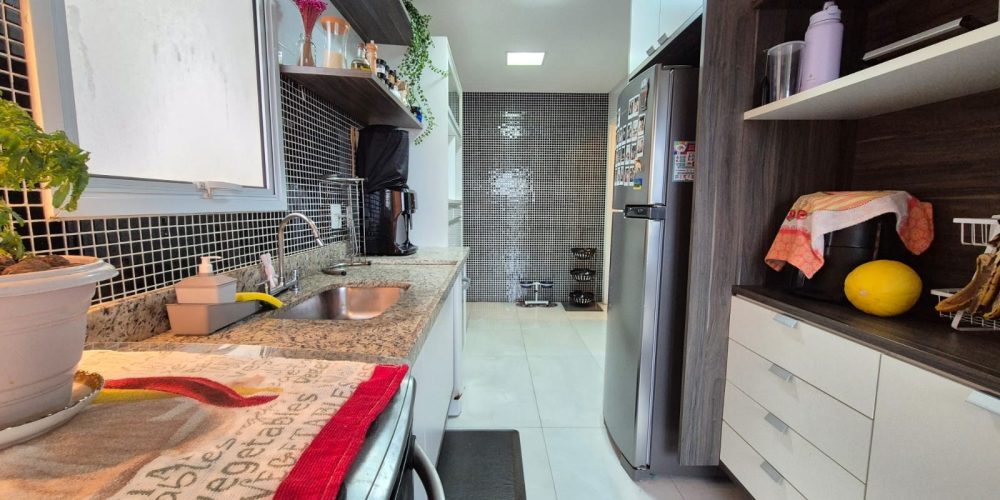 df3293d7-90f1-4ee4-a304-21170b294258